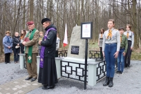 Odsłonięcie odnowionego pomnika w Cisownicy